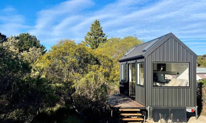 Island Beach House | Seaside Nature Retreat in Island Beach ‘Wattle’