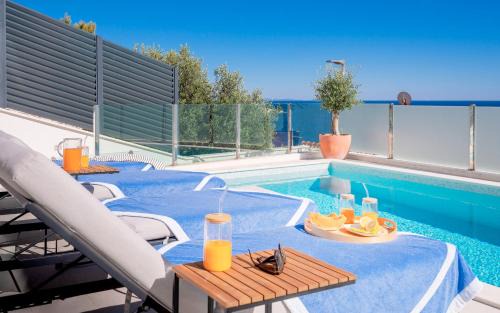 Krizni rat Apartment | Seaside Retreat - ZF Hvar Villa