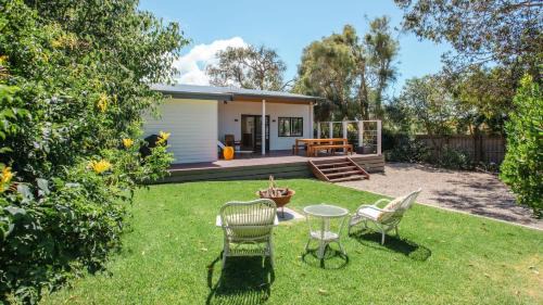 Flinders House | Seaside Serenity