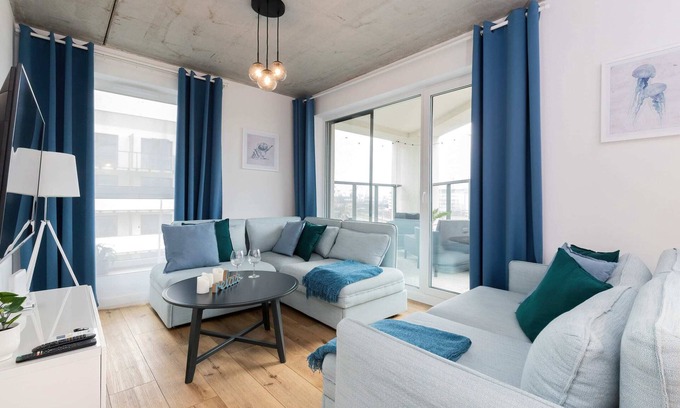 Gdynia Apartment | Seaside Terraces 13 | 10 Guests |AC | Parking