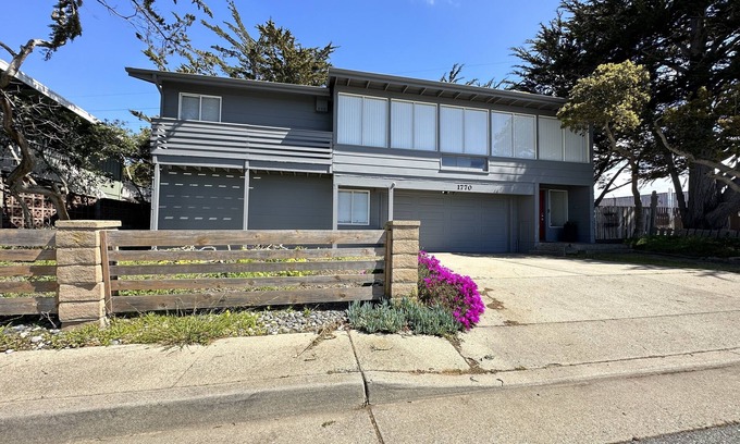 Seaside House | Seaside Vacation Home