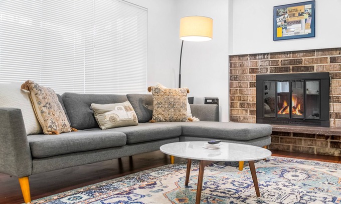 North Beacon Hill Apartment | Seattle Cloud 2BR Prime Location