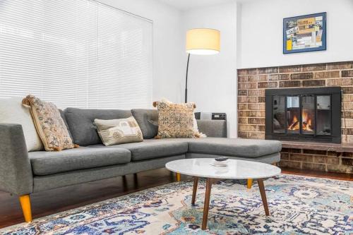 North Beacon Hill Apartment | Seattle Cloud 2BR Prime Location