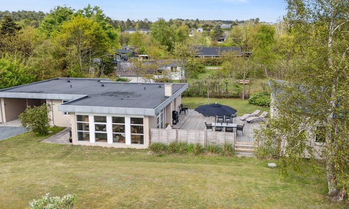 Vibæk Strand House | "Sebine" - 200m from the sea by Interhome