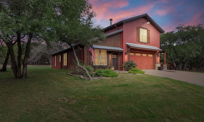 China Spring House | Secluded 12 Acre Ranch - 20min for Downtown Waco