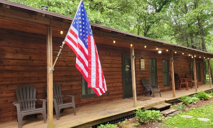 Greenfield Cabin | Secluded Cabin Getaway with Firepit