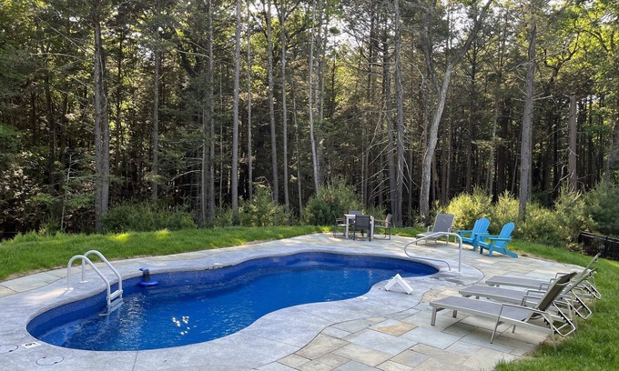 Mount Marion House | Secluded family retreat within minutes of Woodstock village