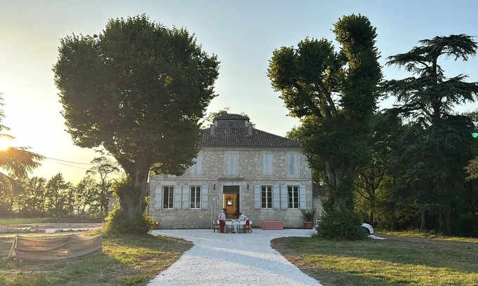 Lamontjoie House | Secluded manoir in S.W. France