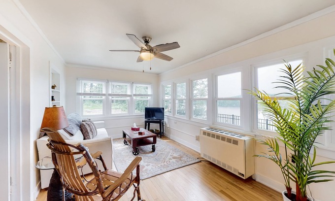 Queensbury Cottage | Secluded, romantic cottage with stunning views of the Hudson River