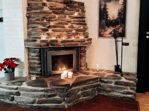 Pyhatunturi Ski Chalet | Secret Lapland - Luxury Villa Vieda with Hot Tub