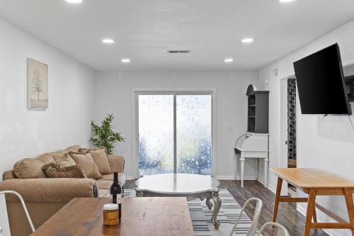 Wilmington Apartment | Secure Haven with Top Amenities