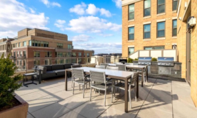 Aurora Highlands Apartment | Secure Stylish 1BR Apt with Free Parking, In-Unit Laundry, Prime Spot!