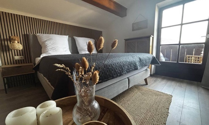 Fuschl am See Bed & Breakfast | Seeblickzimmer MIT Balkon - Pension Stöllinger