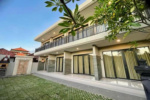 Padangsambian Klod House | Sekar Tunjung Guest House Seminyak Bali