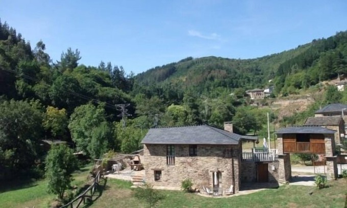 Taramundi Cottage | Self catering TAReira for 3 people
