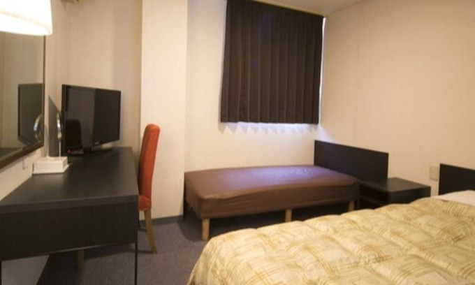 Tokushima Hotel | Semitwin Smoking Standard plan Free breakfast/Tokushima Tokushima