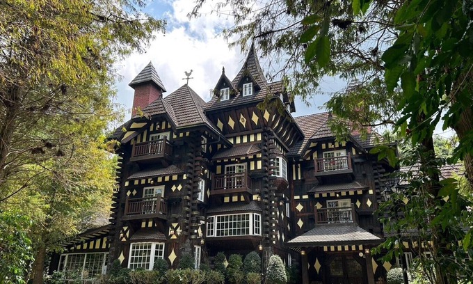 Yuchi Bed & Breakfast | Senboard Manor