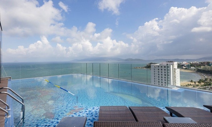Vinh Hai Hotel | Senia Hotel