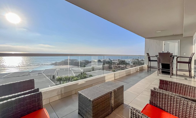 Playa Encantada Condo | SensetViews-JollaExcellence-Indoorpool&BeachAccess