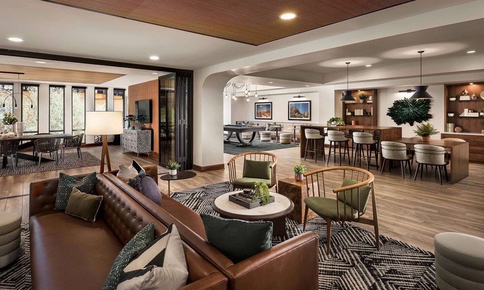 South Scottsdale Apartment | Sentral Old Town
