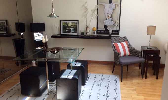 Hochelaga Apartment | Serein, cosy and comfortable upper duplex near metro Joliette (green line)