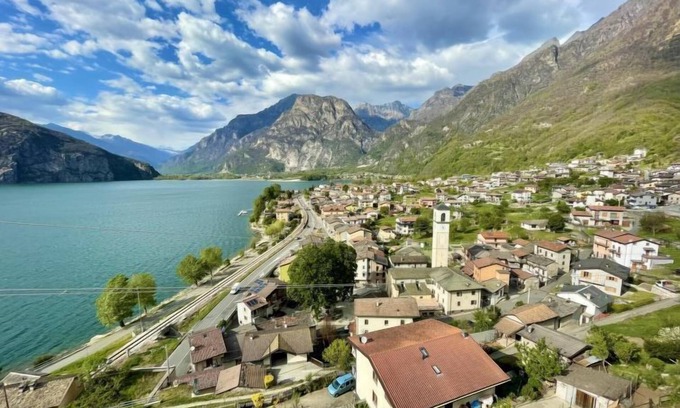 Giumello Apartment | Serena (LMZ180) by Interhome