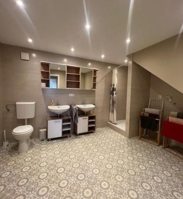 Rodenbach Apartment | Serena Monteur Apartment