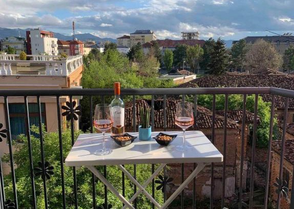 Korce Apartment | Serenade Apartment