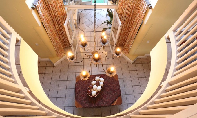 Wilderness House | Serendipity Guest House and Restaurant