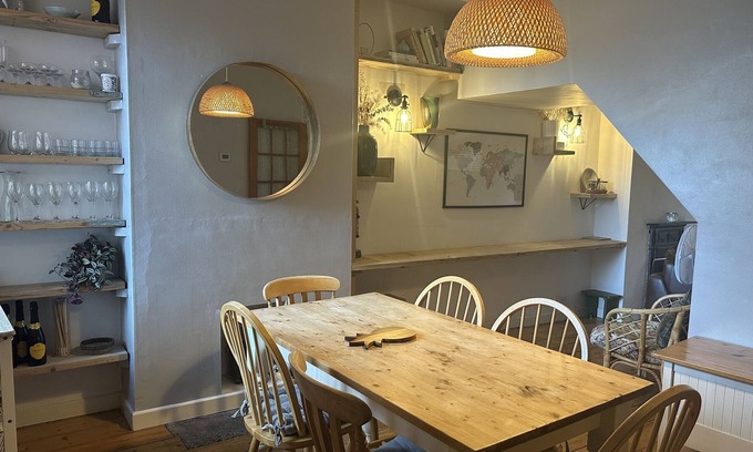Bedminster House | Serene Bristol Home With Sunny Patio Garden