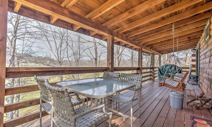 Waynesville Cottage | Serene Cabin in the Smokies w/2 Decks & Hot Tub!