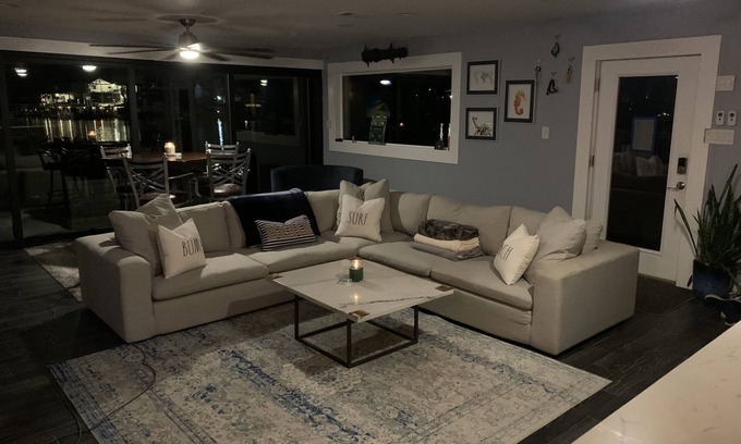 Kingsland Cottage | Serene custom home on an expansive 290’ of majestic Lake LBJ shoreline.