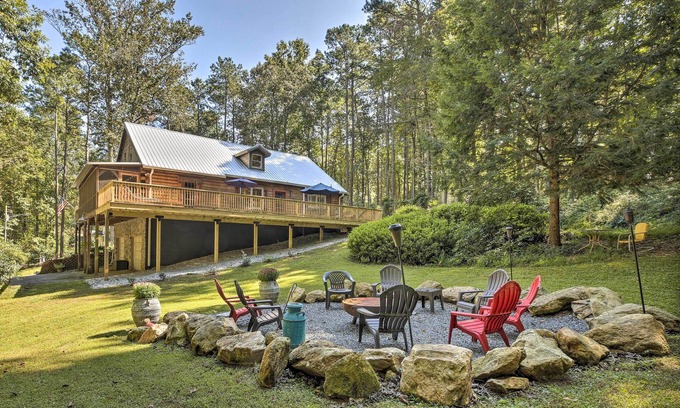 Mableton Cabin | Serene Mableton Cabin - 13 Mi to Downtown Atlanta!