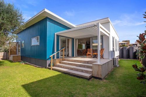 Waihi Beach House | Serene on Seaforth - Waihi Beach Holiday Home