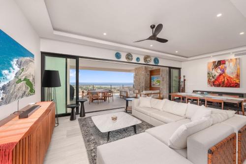 Sunset Beach Apartment | Serene Shores Elegant 3BR Escape with Golf cart