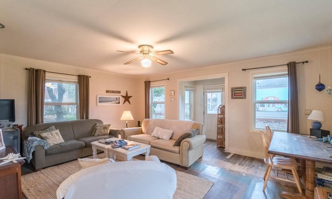 Rockaway Beach House | Serenity Cottage