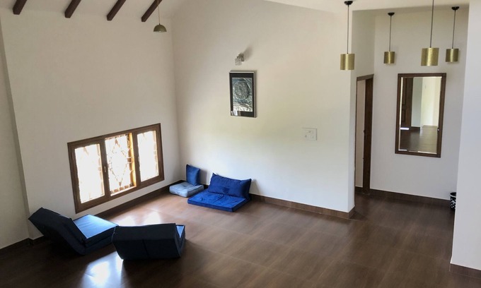 Devanahalli Villa | Serenity Manor: Vacation home near BLR International Airport