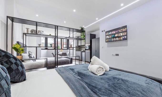 Golders Green Apartment | Serviced Studio Flat Near London Northern Line
