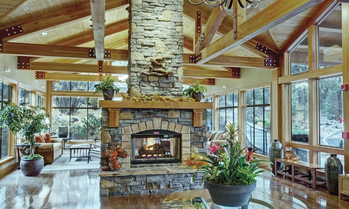 Bend Hotel | Seventh Mountain Resort