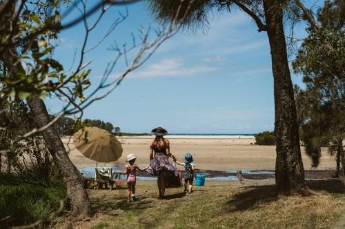 Narrawallee House | Shady Acres - direct water access!