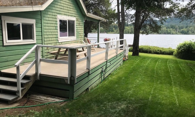 Shawnigan Lake Cottage | Shawnigan Lake Vacation Rental Cottage