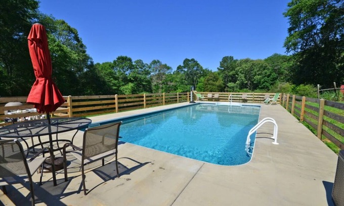 Cullman House | She's back! Under new management