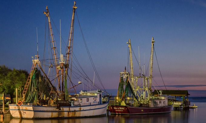 Mount Pleasant Hotel | Shem Creek Inn