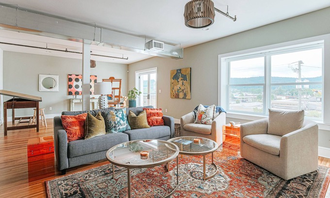 Waynesboro Apartment | Shenandoah Valley Atelier: NEW Waynesboro Loft