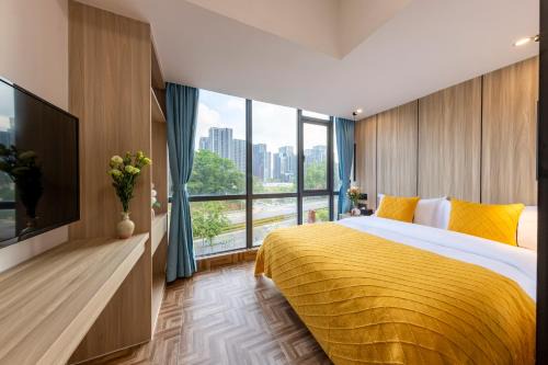 Longhua District Apartment | Shenzhen City Light Luxury Hotel