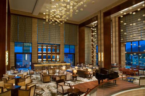 Huizhou Hotel | Sheraton Bailuhu Resort, Huizhou