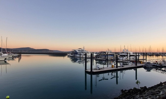 Airlie Beach Apartment | Shingley Ocean Views