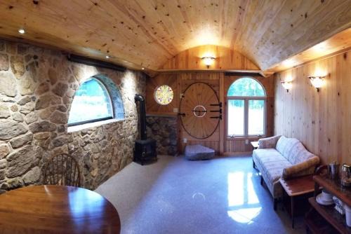 Stanardsville House | Shire Suite at White Lotus Eco Spa retreat