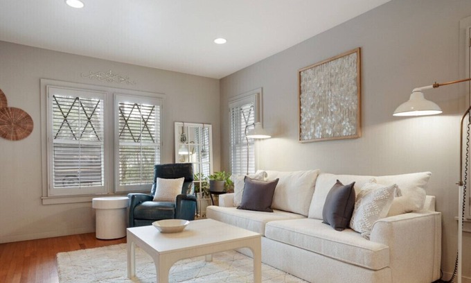 West Campus House | Shoal Crest xxxxxxxx