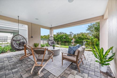 Cortez House | Shore To Escape at Hunter's Point